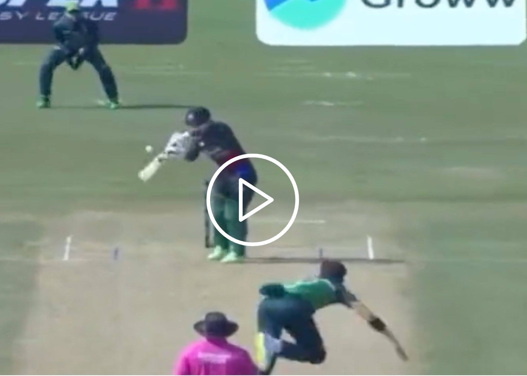 [Watch] Shaheen Afridi Ends Litton Das' Brisk Stay With Extra Bounce in Asia Cup 2023